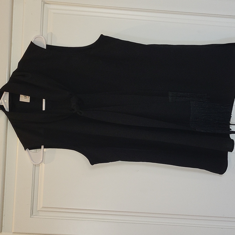 CABI Sleeveless Black Top Medium